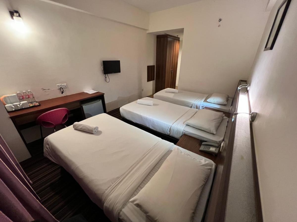Hotel Yt Midtown Куала-Тренгану Экстерьер фото